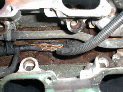 Wiring loom damage between the heads